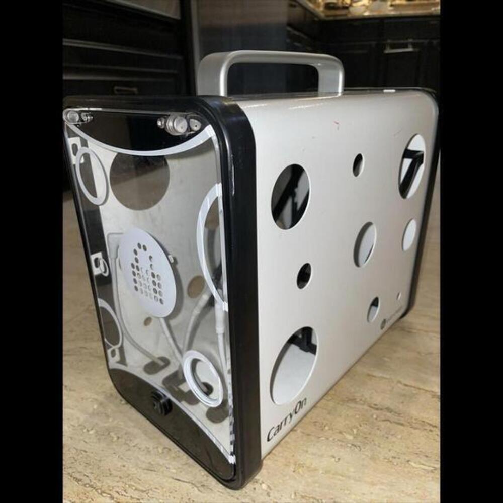 Lockncharge CarryOn 5 Bay Charging Mobile Station, Limited Version White W Keys